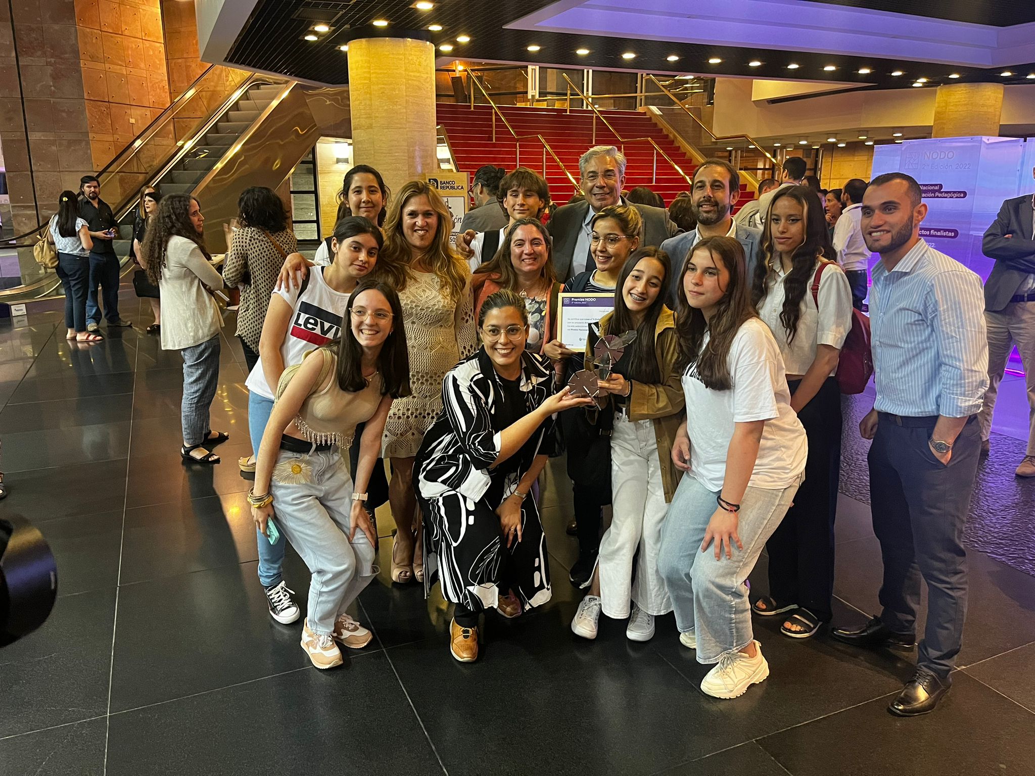 Estudiantes del Liceo Nº 5 fueron reconocidos con el Premio Nacional a